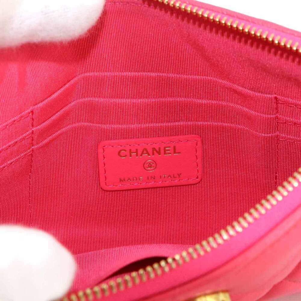 CHANEL Pink Lambskin Leather Pouch - Picture 6 of 8